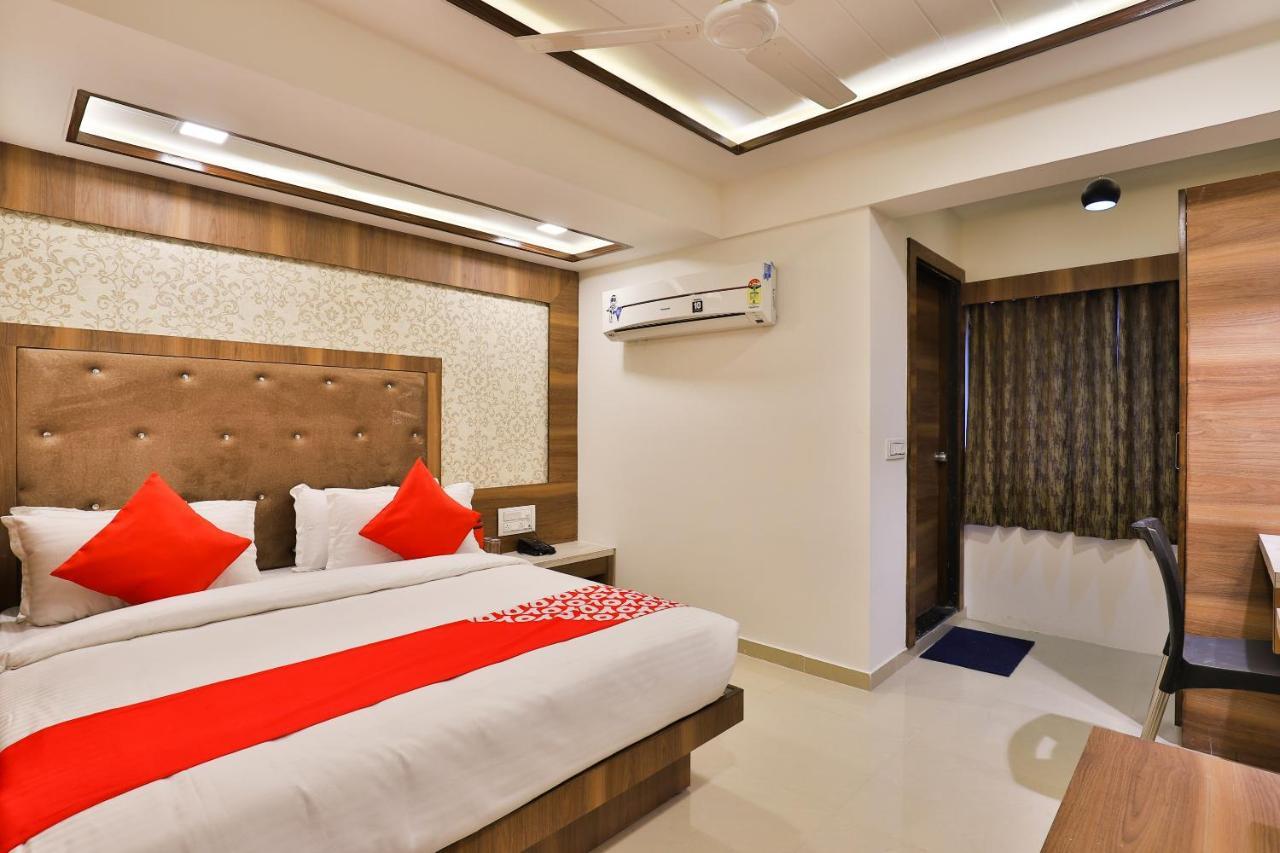 Oyo 24950 Hotel Shree Balaji Residency Ahmedabad Bagian luar foto