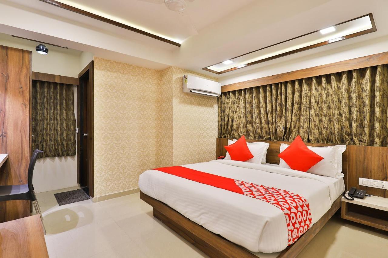 Oyo 24950 Hotel Shree Balaji Residency Ahmedabad Bagian luar foto